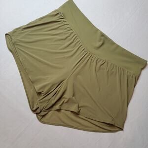 Lululemon Women's Size 20 Nulu and Mesh High-Rise Yoga Short 3.5" Bronze Green